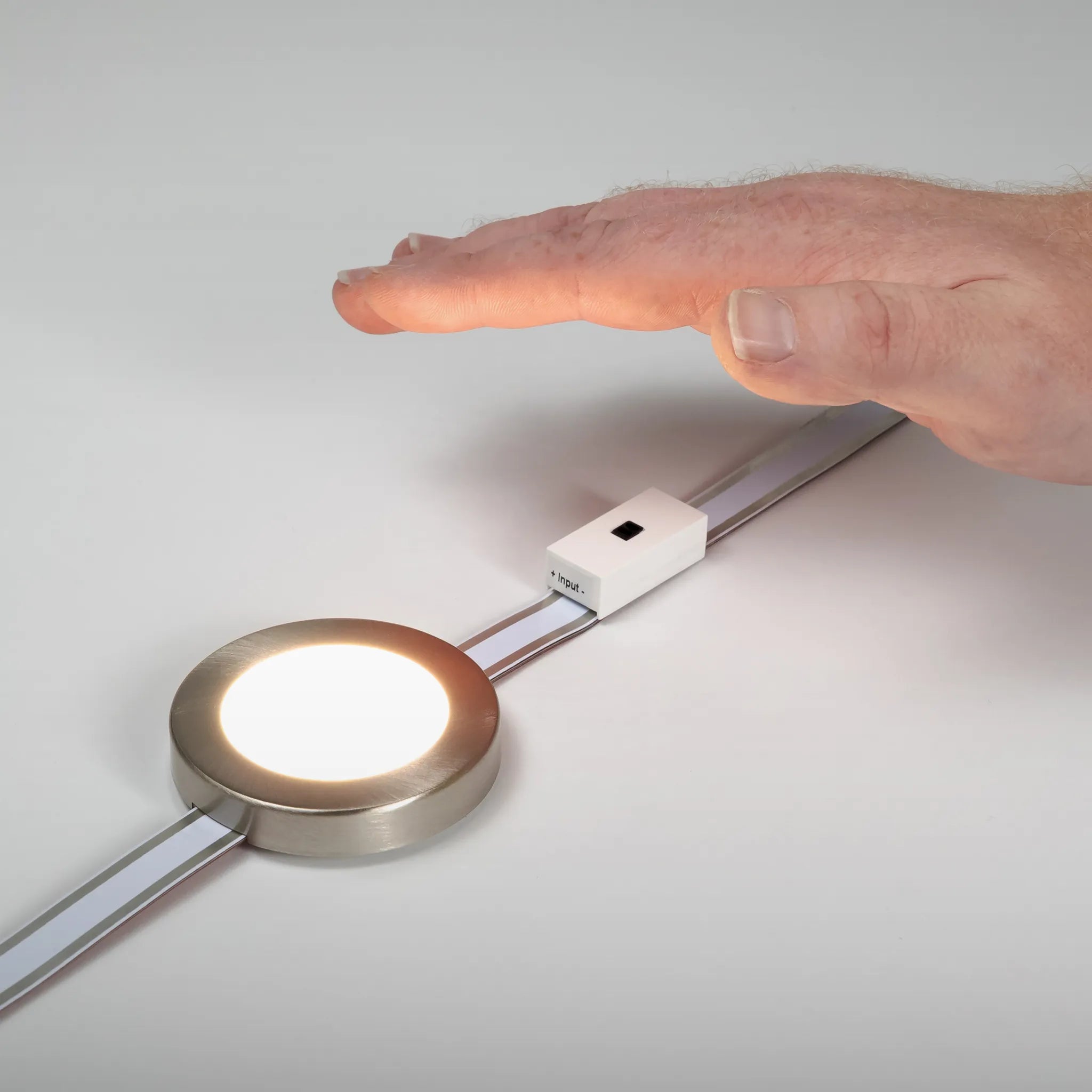 Affinity Magnetic Track